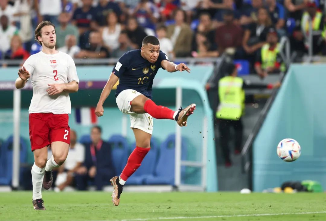 细微的违和 细微的违和